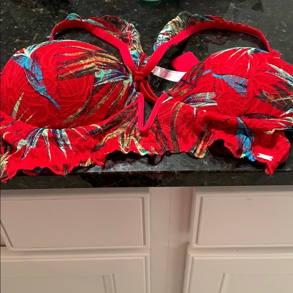 Pink Bra - Picture 2 of 8